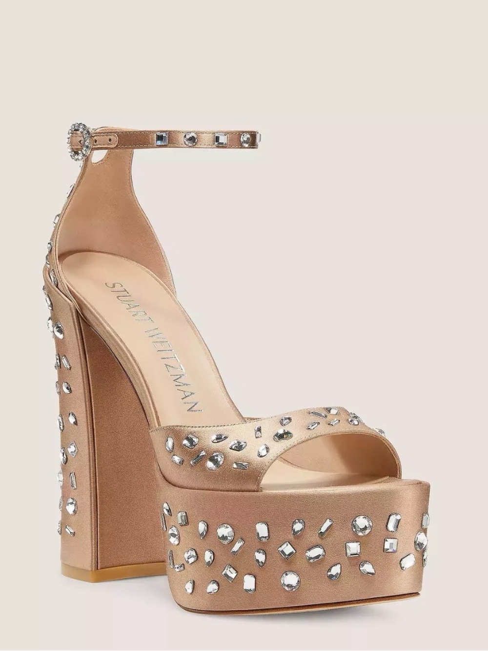 Stuart Weitzman Stardust
Skyhigh 145 Platform Sandal
Embellished size 7.5